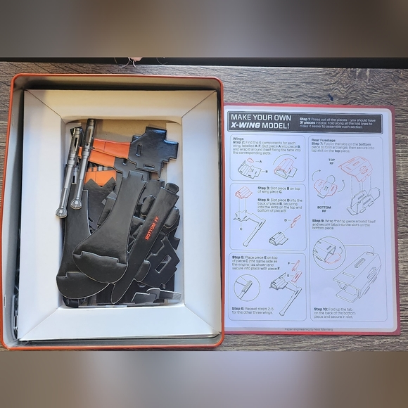 Star Wars The Force Awakens Book and Puzzle - Picture 3 of 7